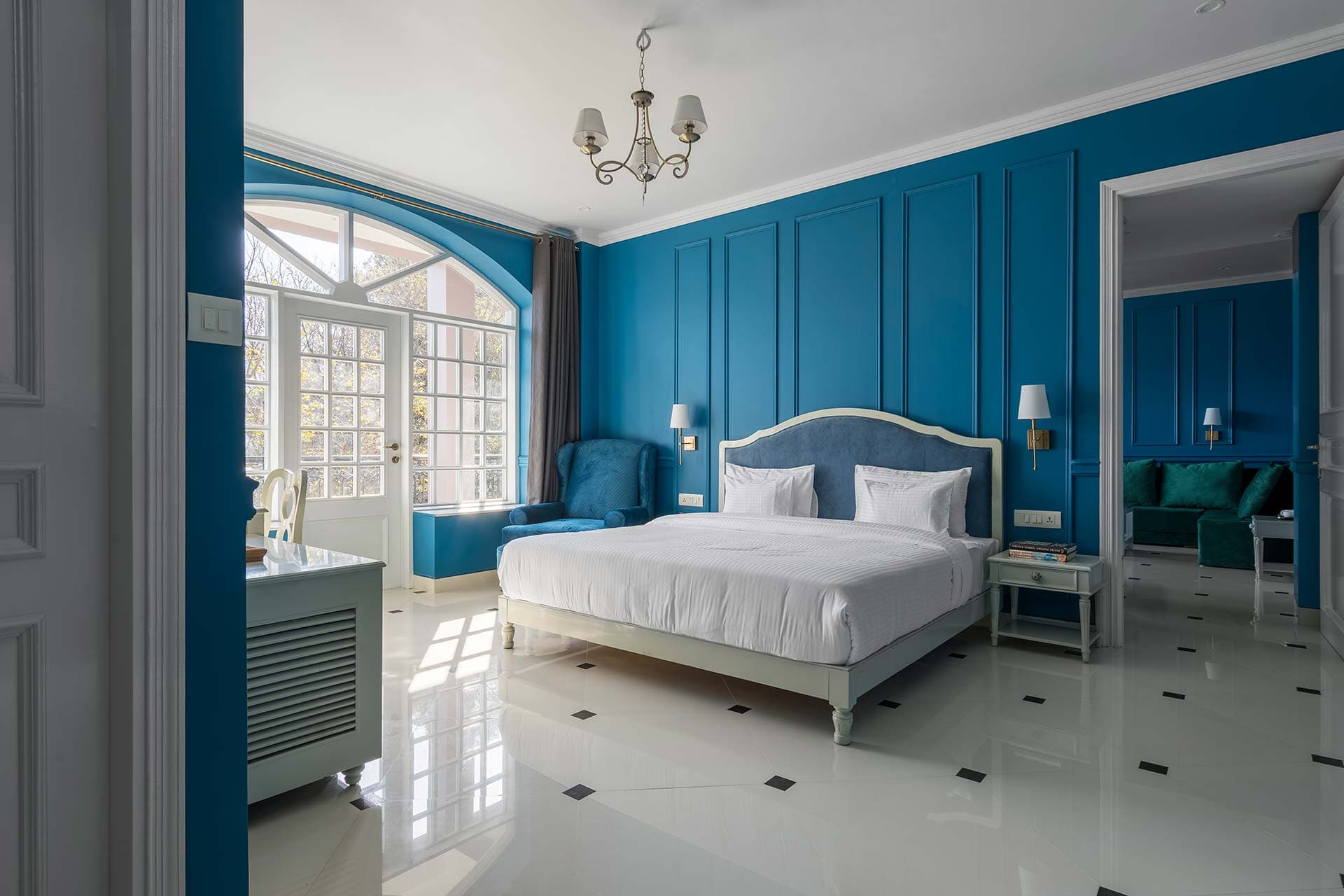 the turret suite
